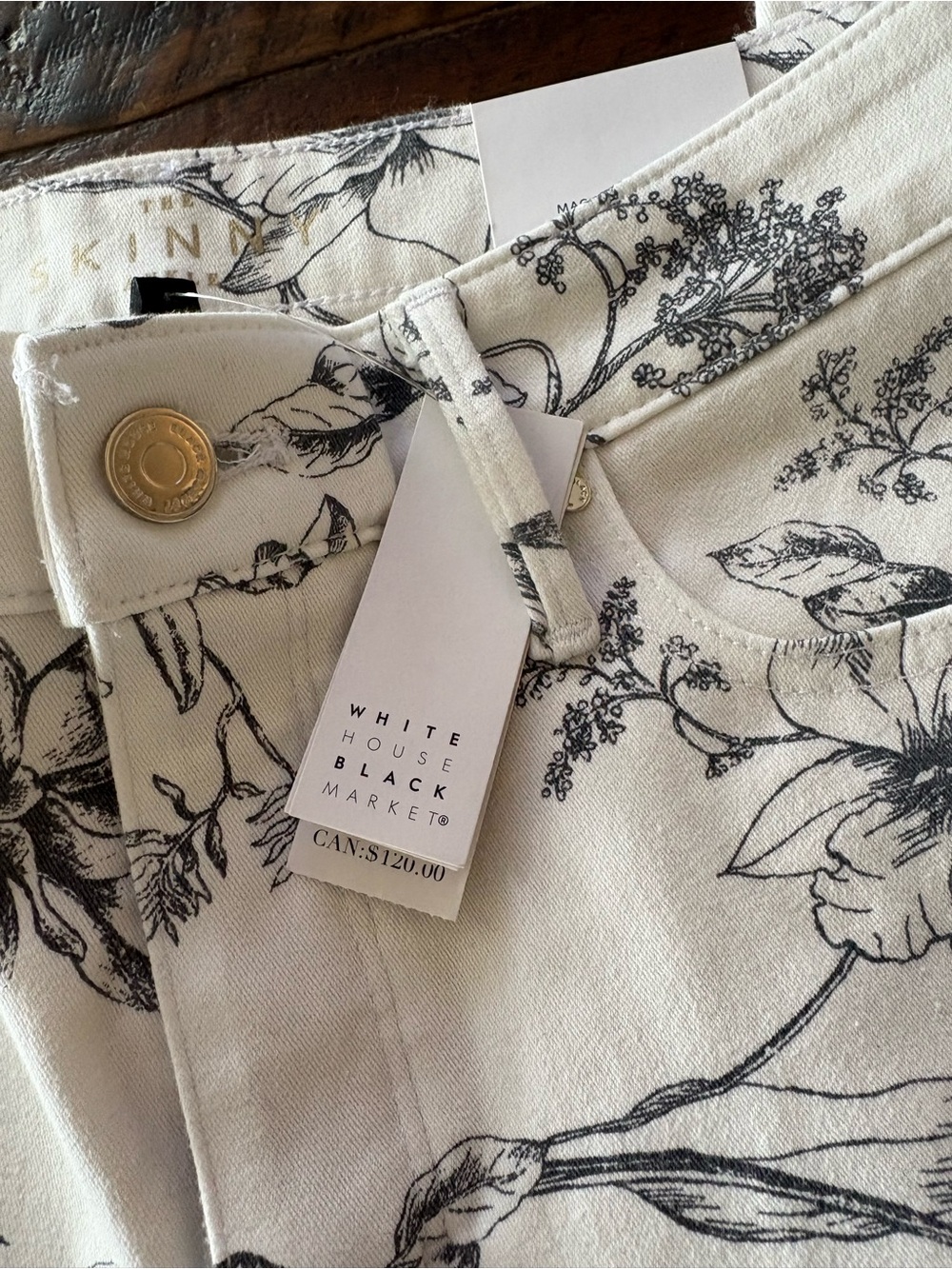 White House Black Market White and Black Floral Print Jeans, Size 4 - Picture 2 of 5